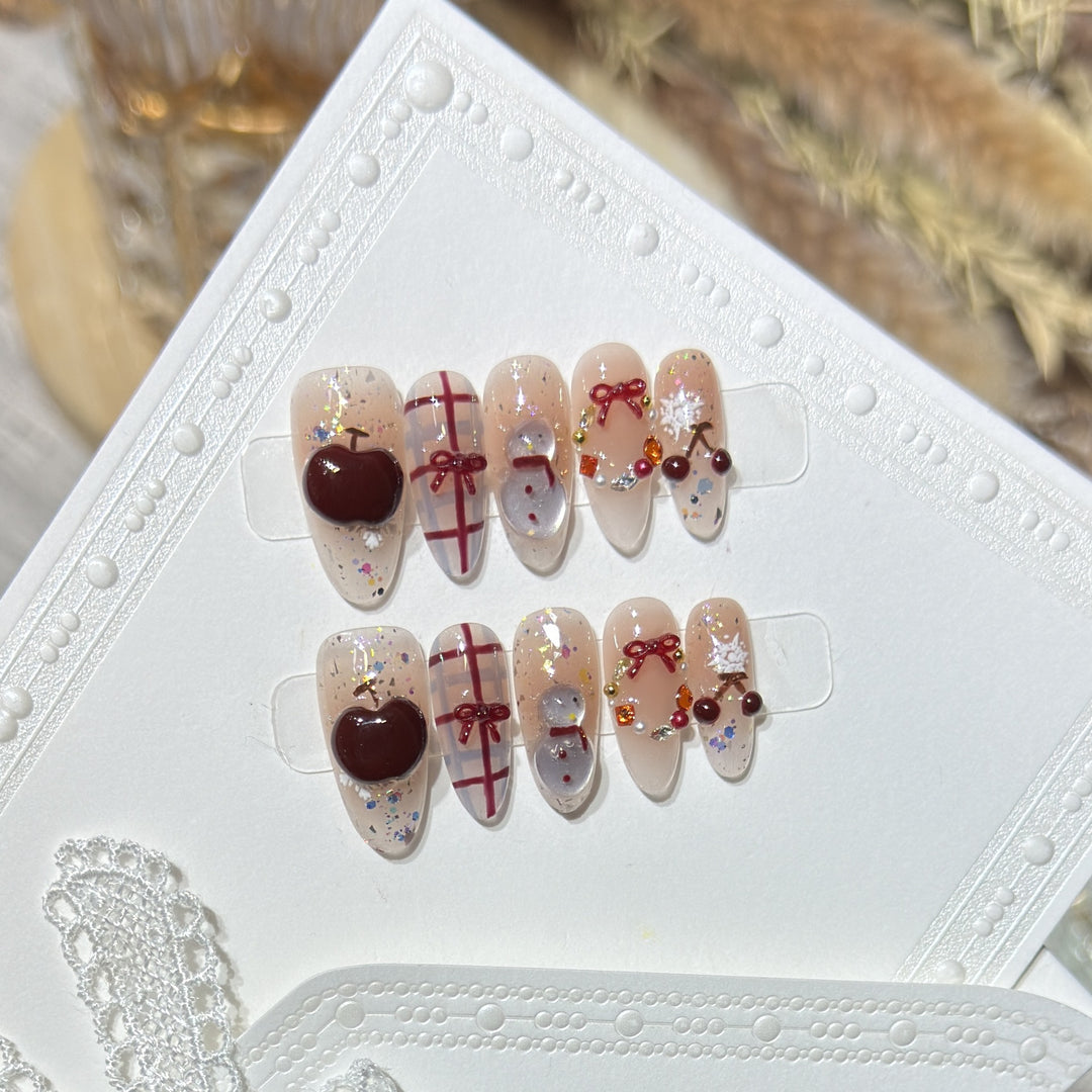 Winter-Themed Press-On Nail Art Set Stornfield