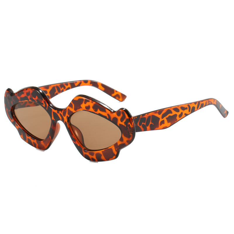 Women's Creative Oversized Sunglasses in Contemporary Design Stornfield