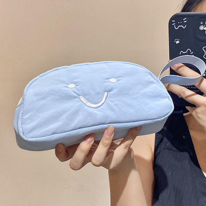 Handy bags with cute pig design Stornfield
