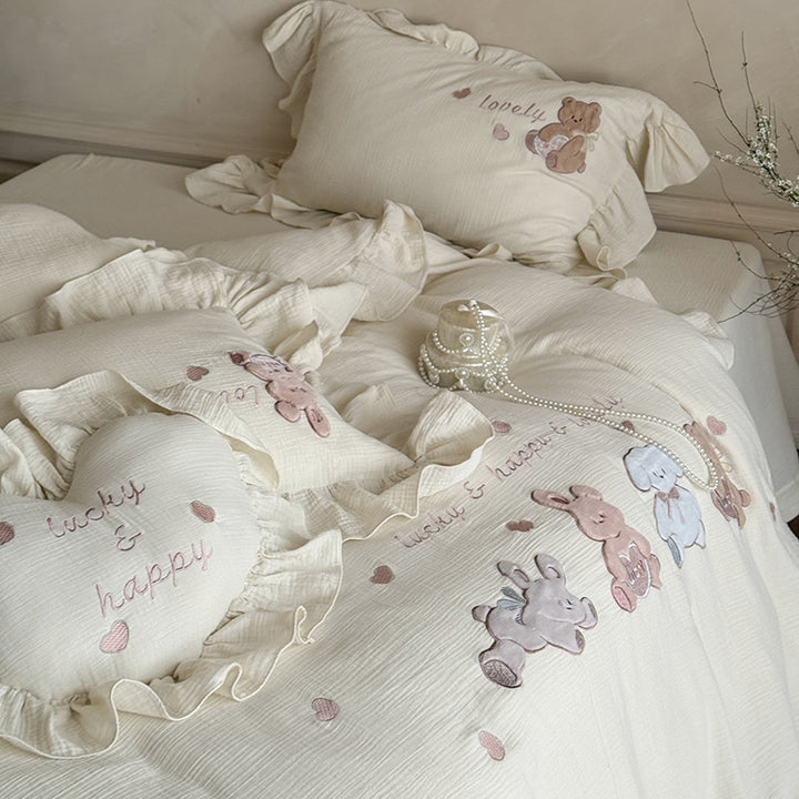 Ruffled Embroidered Cotton Duvet Cover Set with Appliqué Animals and Decorative Heart Cushion