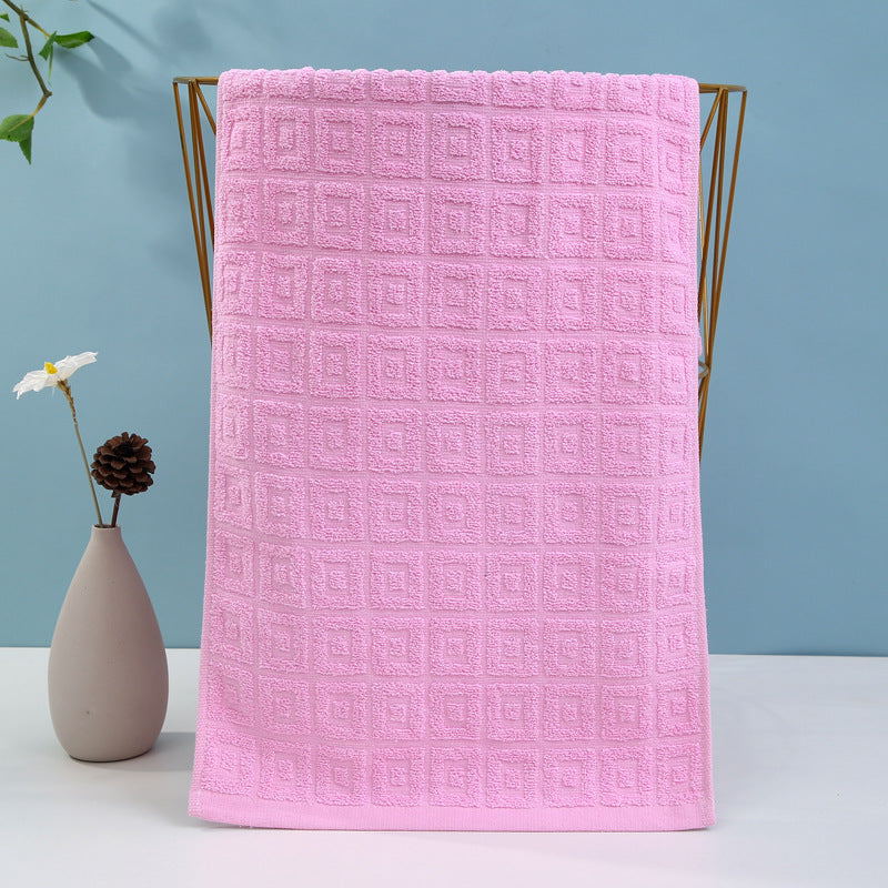 High-Quality Patterned Bath Towel With Fine Design Stornfield