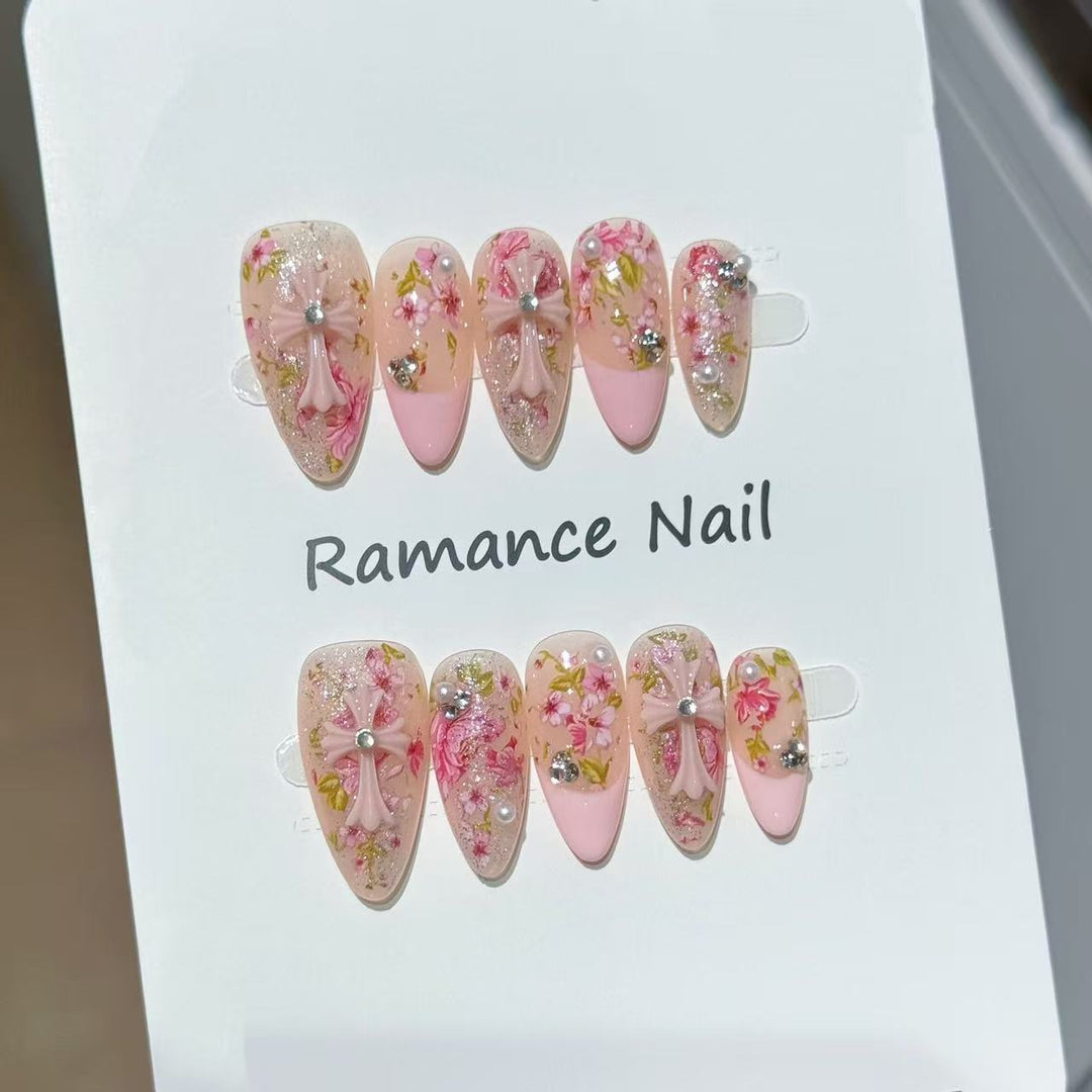 Floral Themed Press-On Nail Set Stornfield