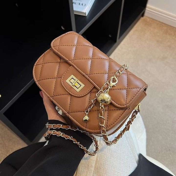Quilted Chain-Detail Crossbody Bag Stornfield