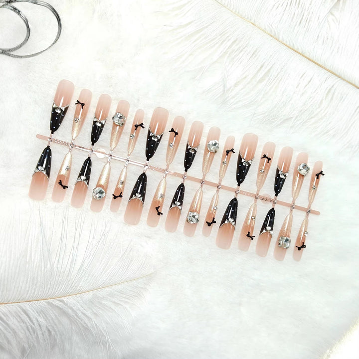 Glamorous Fingernails Stornfield