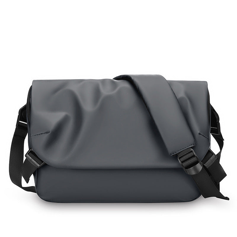 Water-Resistant Messenger Bag Stornfield