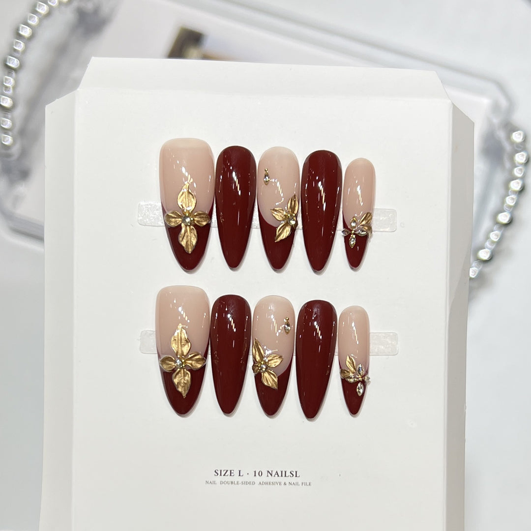 Festive Themed Press-On Nail Set
