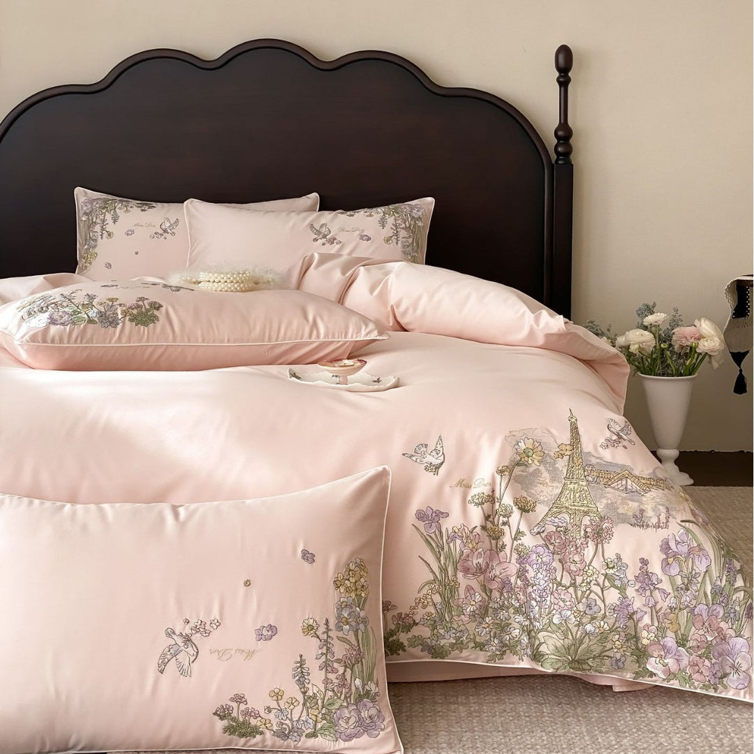 Elegant cotton satin bedding set with fine floral embroidery and Paris motif