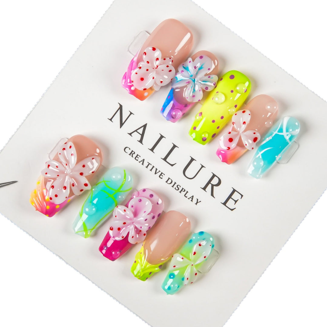 Artistic Floral Design Press-On Nail Set  1791254781