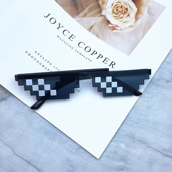 Geometric Pixelated Frame Sunglasses Stornfield