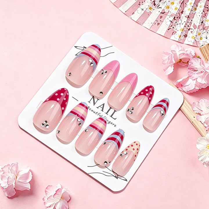 Artificial nail set with elegant 3D details and artistic design Stornfield