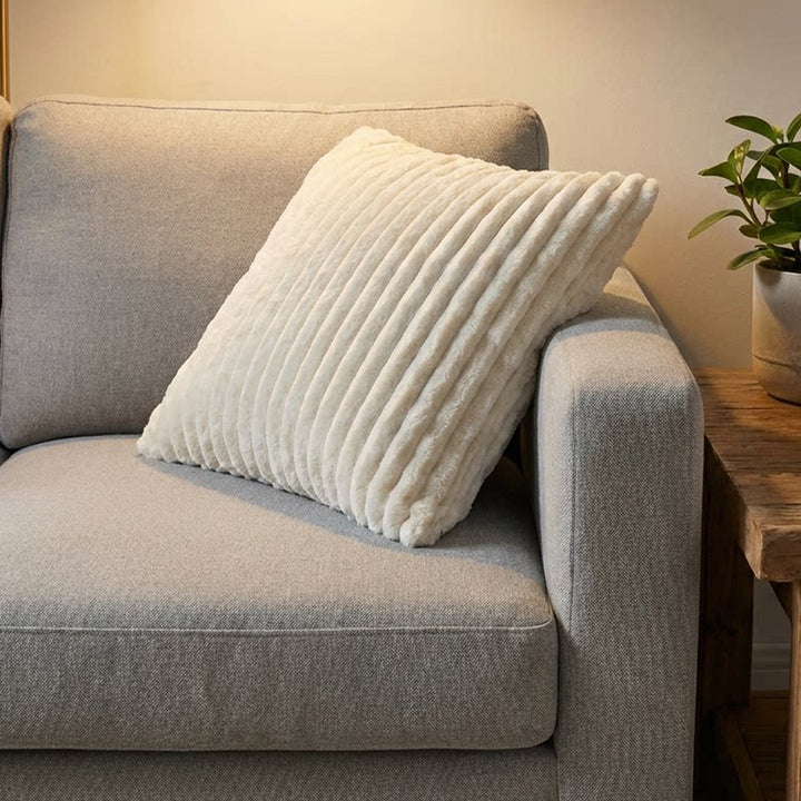 Women's Decorative Pillow with High-Quality Felpa Stornfield