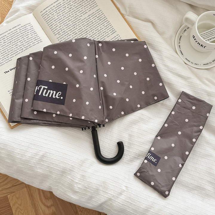Women Folding Umbrella Stornfield