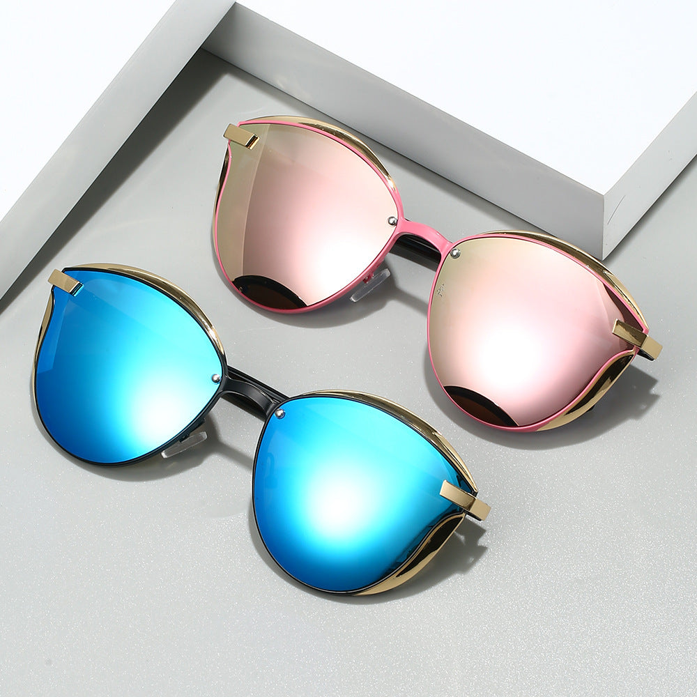 Women's sunglasses with luxurious metal frame and harmonious contour Stornfield