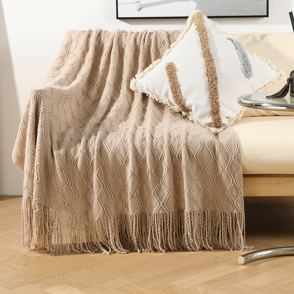 Ladies elegant and cozy knitted blanket with fringes Stornfield
