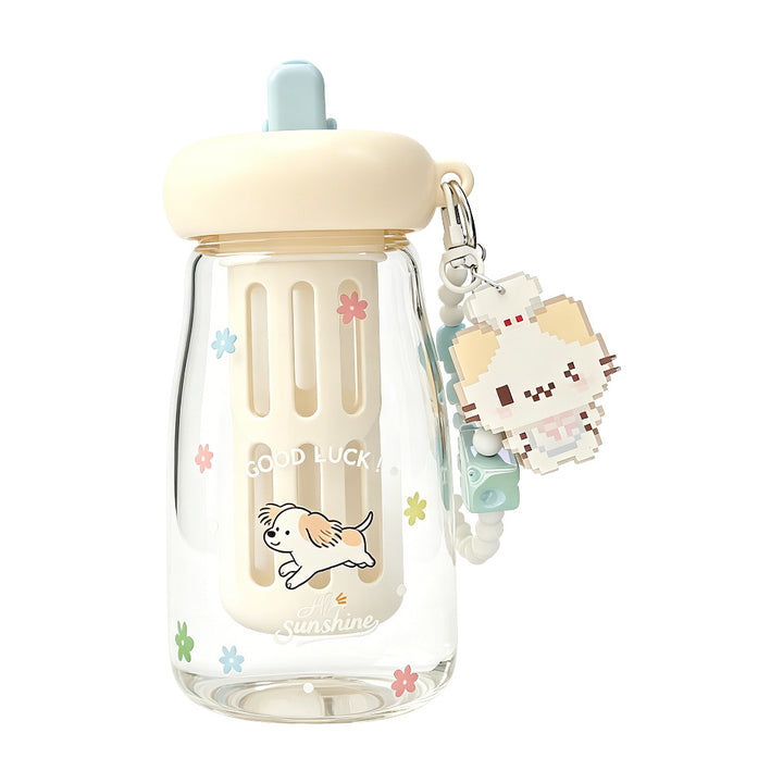 Ladies drinking container with unique design and integrated straw Stornfield