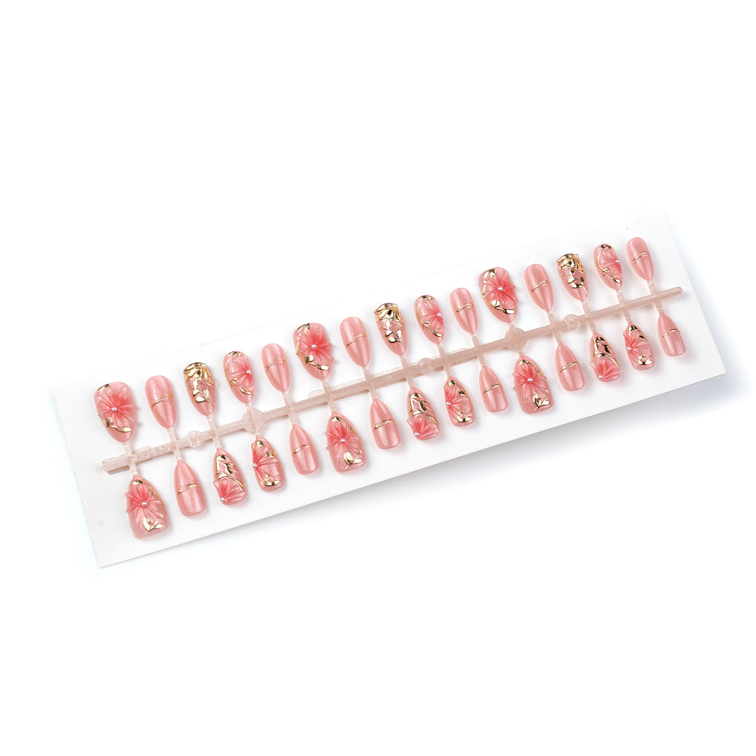 Elegant Floral Design Press-On Nail Set Stornfield