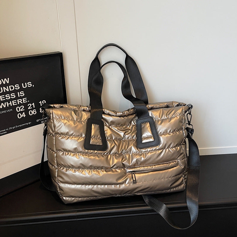 Leisure bag with padded interior and removable shoulder strap Stornfield