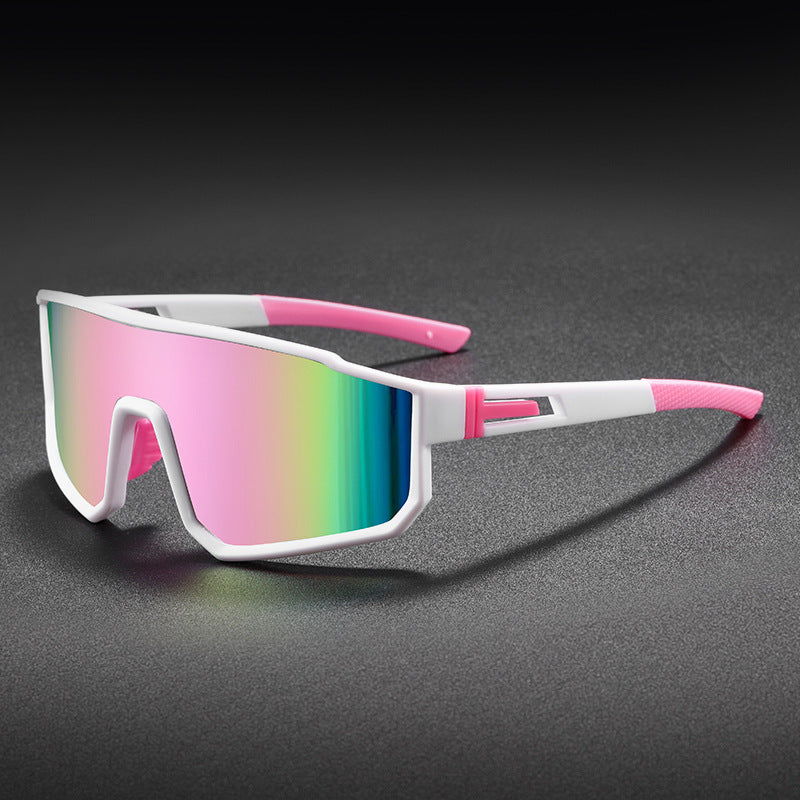 Unisex nan sporty performance sunglasses with large single lens and non-slip temples Stornfield