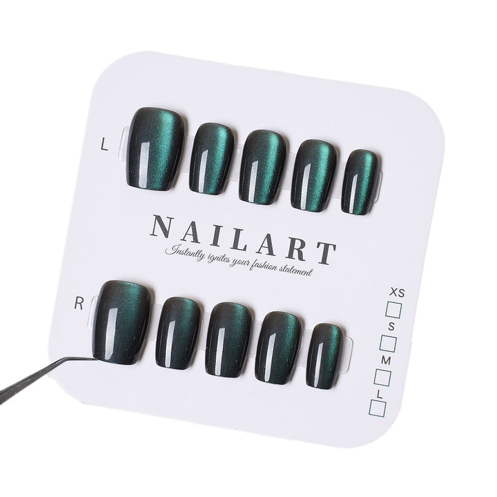 Glamorous Metallic Press-On Nails Stornfield