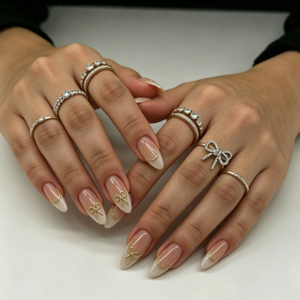 Elegant Artificial Nails in Luxurious Design Stornfield