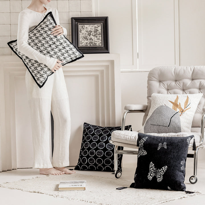 Decorative pillow cover