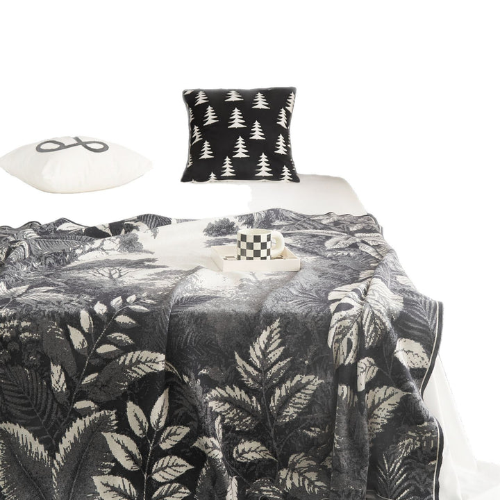 Luxury Jacquard Cotton Throw Blanket with Botanical Pattern