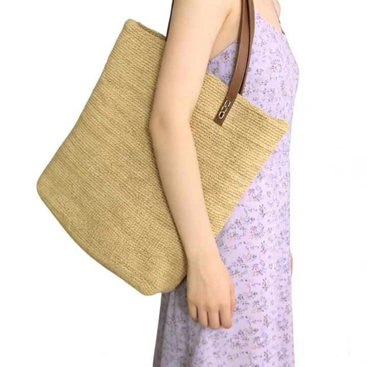 Handbag Made of Sustainably Woven Natural Material with Elegant Leather Handles Stornfield
