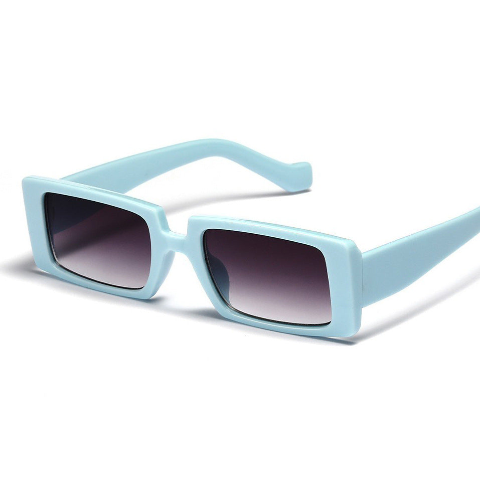 Women oversized sunglasses with fashionable frame Stornfield