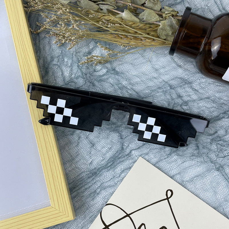 Bold Geometric Shield Sunglasses Stornfield