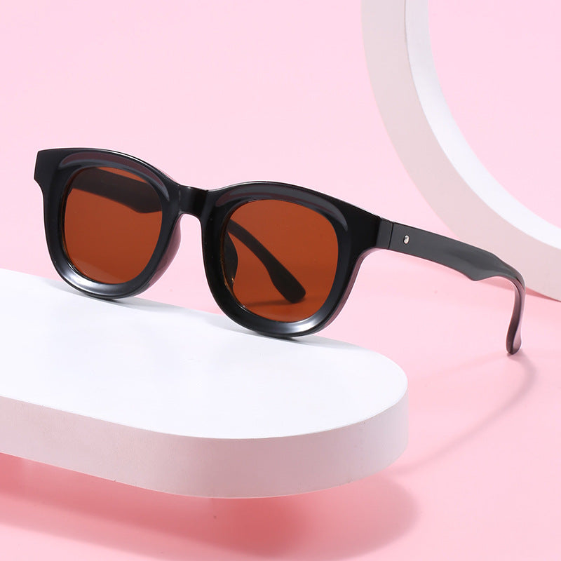 Women's sunglasses in modern, square design Stornfield