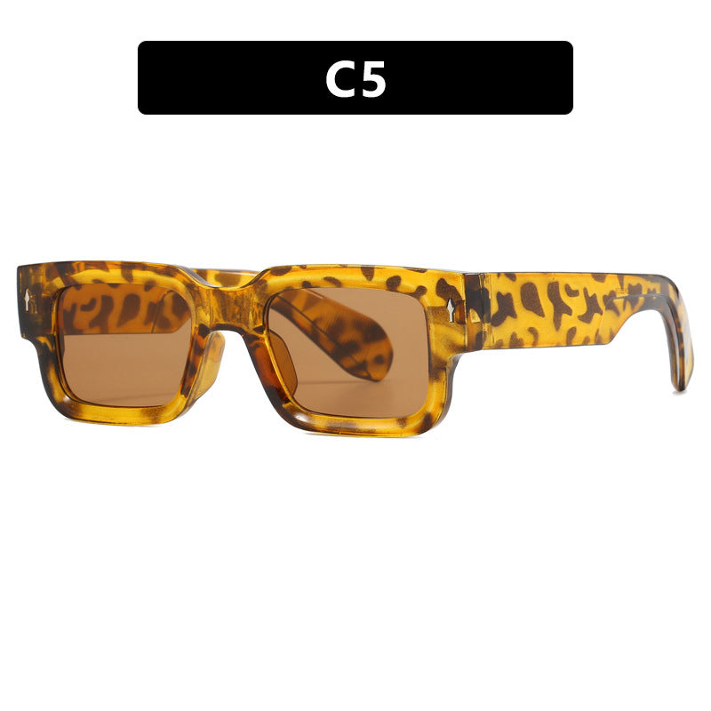 Women's fashionable square sunglasses with striking design Stornfield