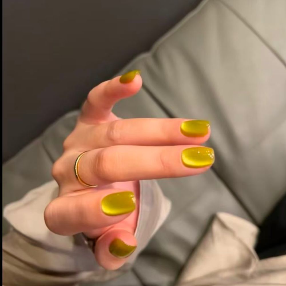 Artificial nails with modern night motif Stornfield