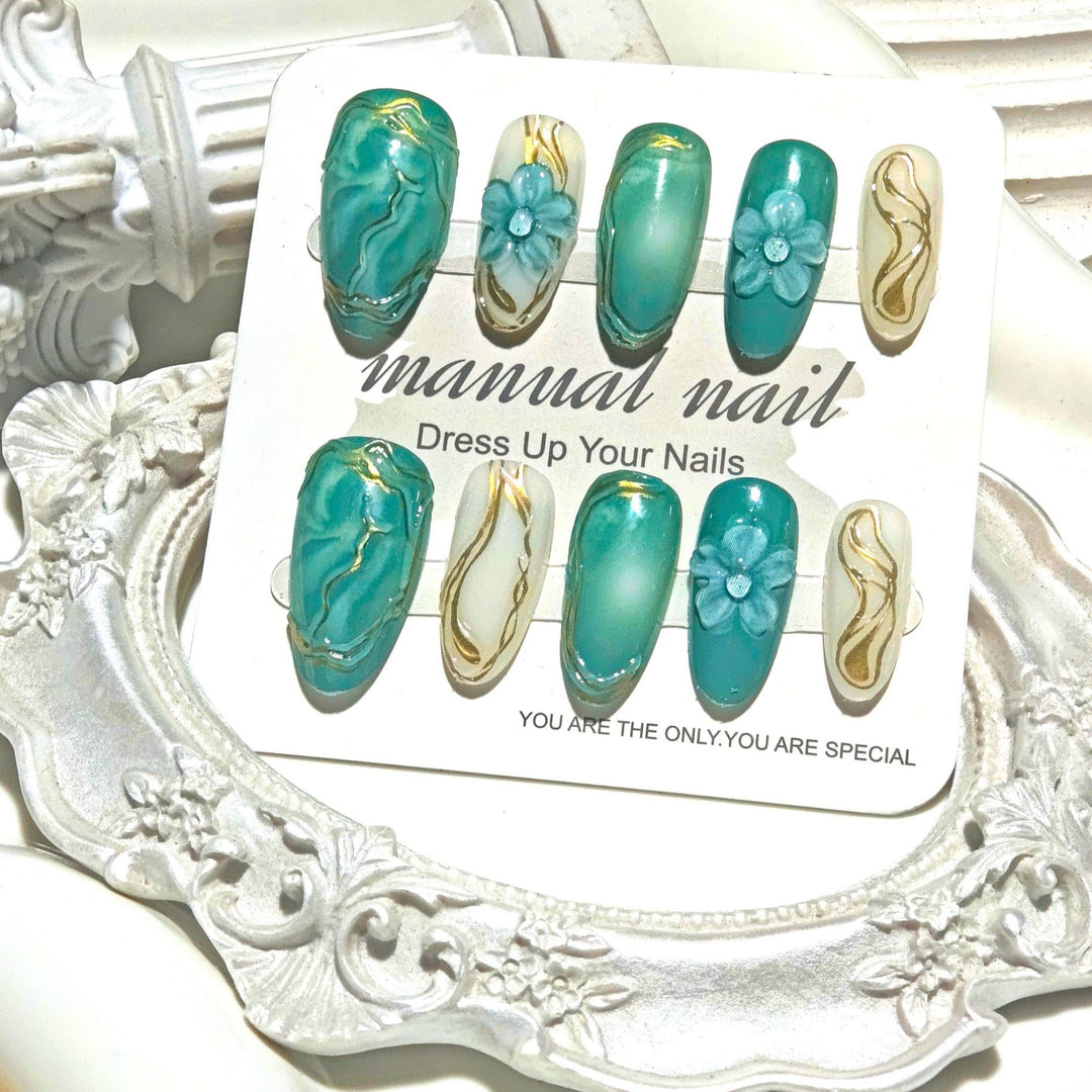 Decorative Floral Press-On Nail Art Set Stornfield