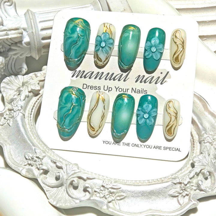 Decorative Floral Press-On Nail Art Set Stornfield