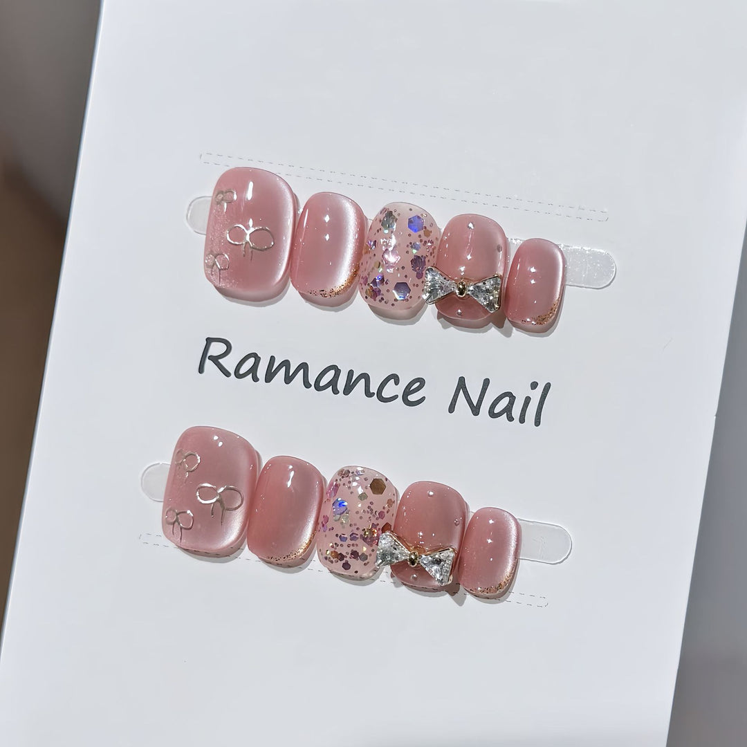 Glamorous Rhinestone Press-On Nail Set Stornfield