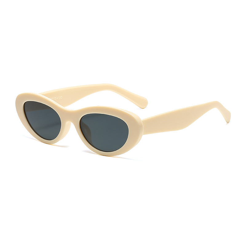 Ladies' fashionable sunglasses in elegant cat-eye style Stornfield