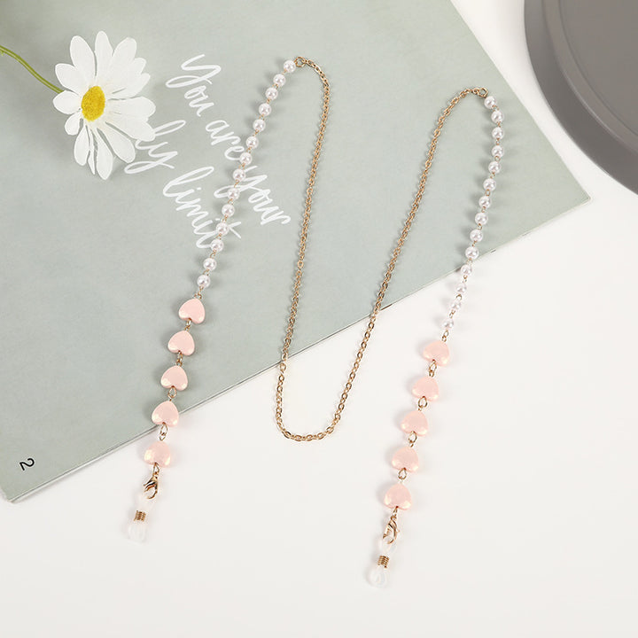 Heart Charm Eyewear Chain Stornfield