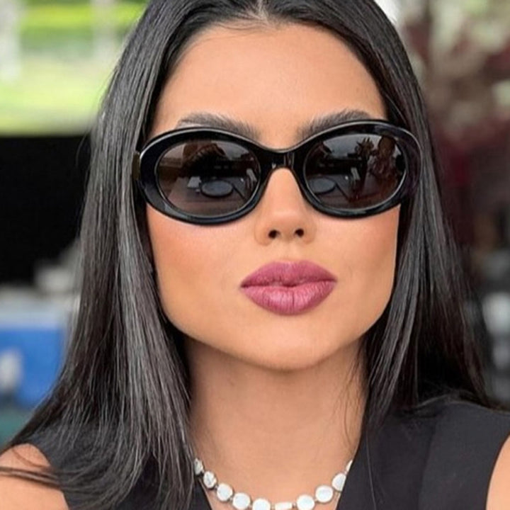 Women's round sunglasses with elegant plastic frame and UV protection Stornfield