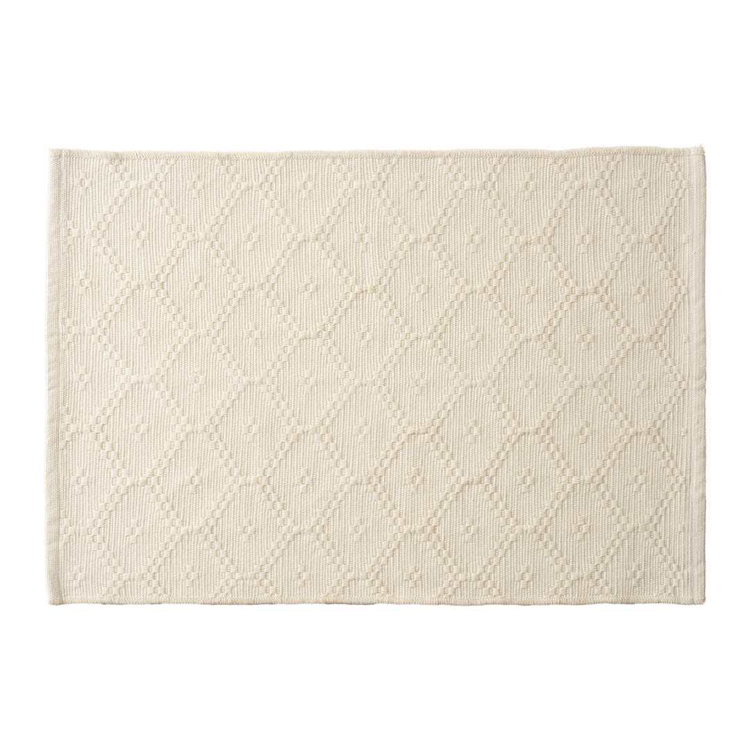 Rectangular woven table mat with diamond structure and fine cotton blend