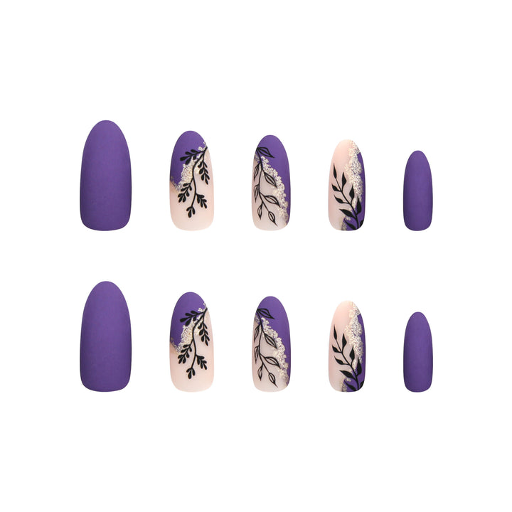 Artfully decorated stiletto nails Stornfield