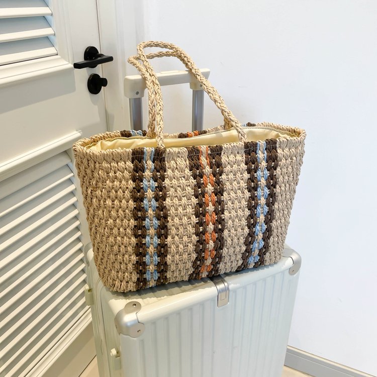 Handmade beach bag with colorful pattern Stornfield