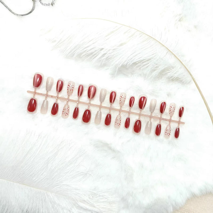 Artificial nails with glamorous accents Stornfield