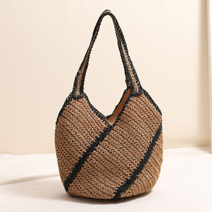 Braided beach bag with fashionable design Stornfield