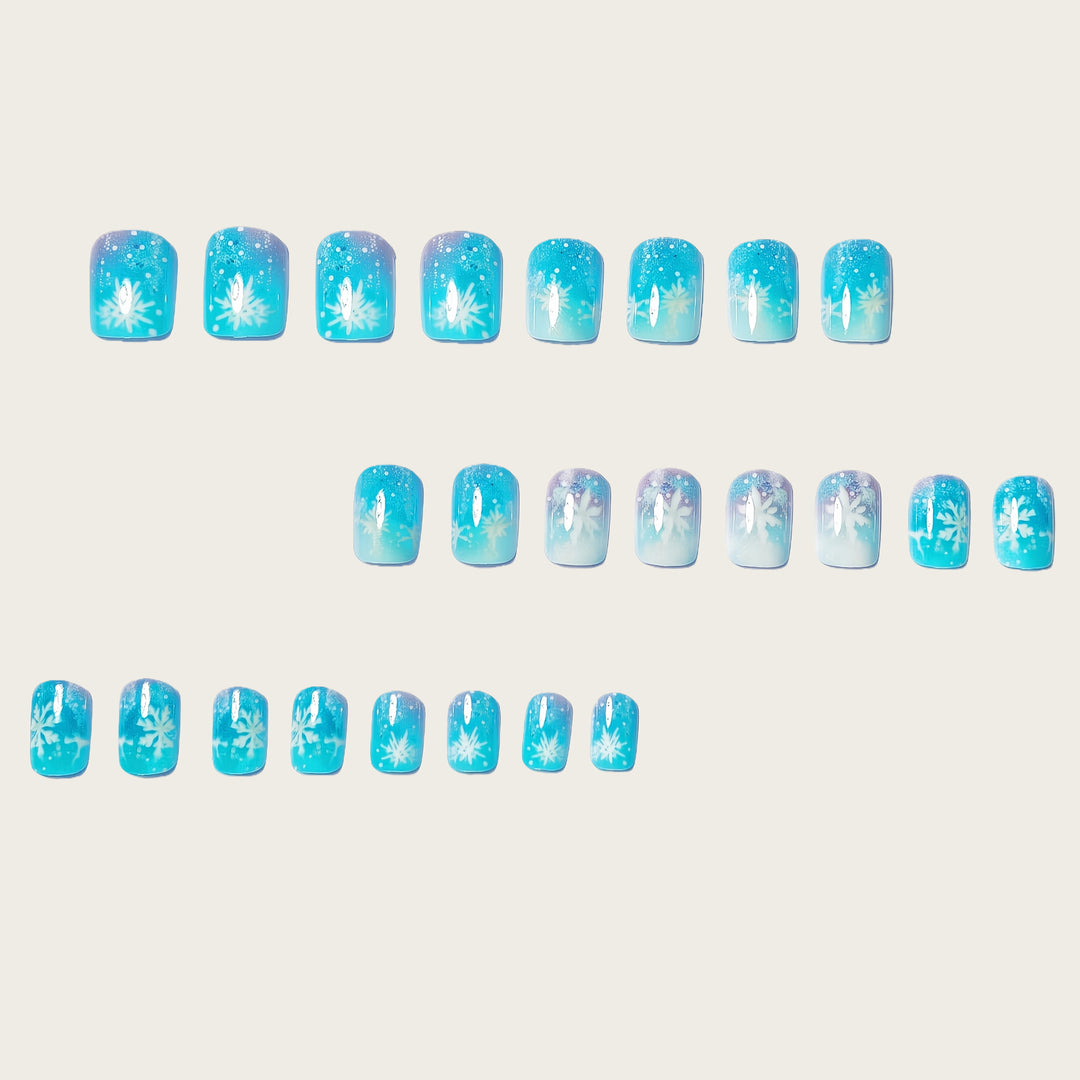 Seasonal Snowflake-Themed Press-On Nail Set Stornfield