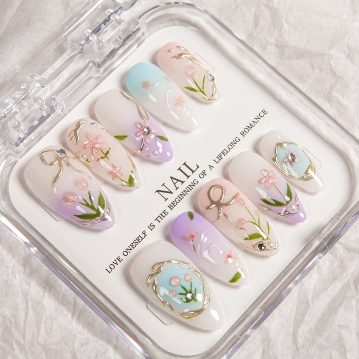 Artistic Floral Design Press-On Nail Kit