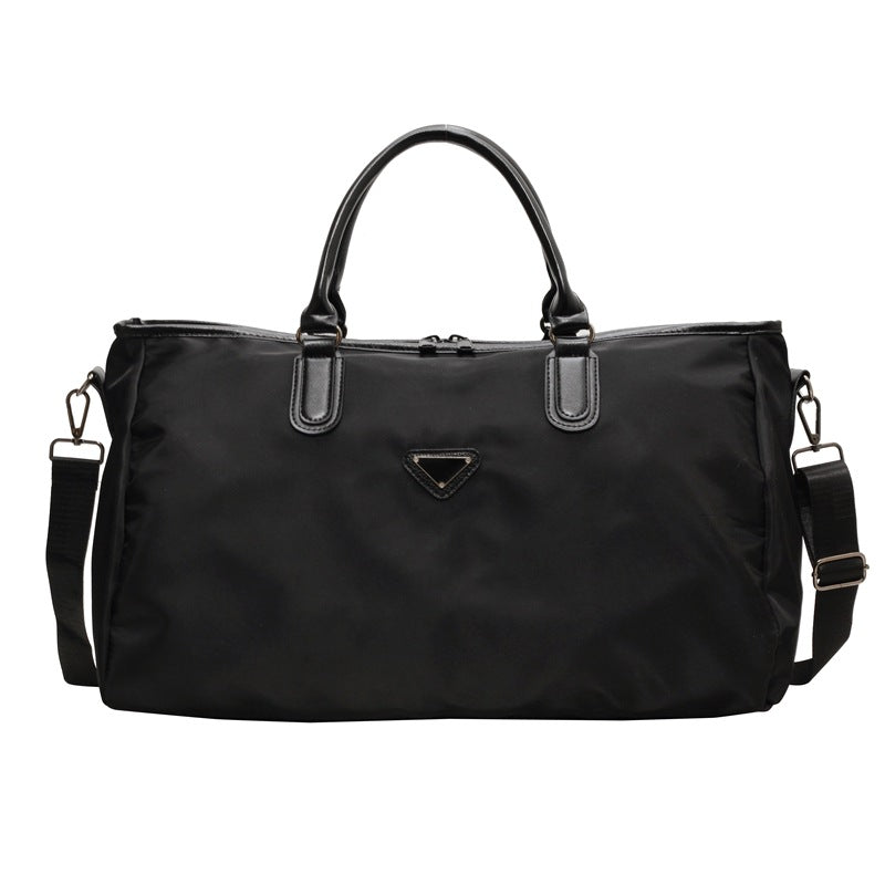 Practical sports and travel bag with versatile compartments Stornfield