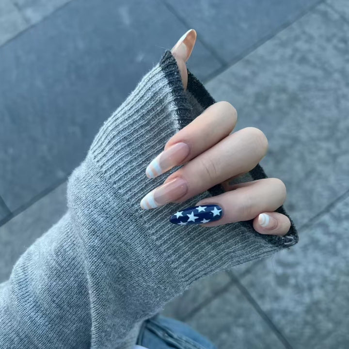 Decorative Star Accent Press-On Nail Extensions