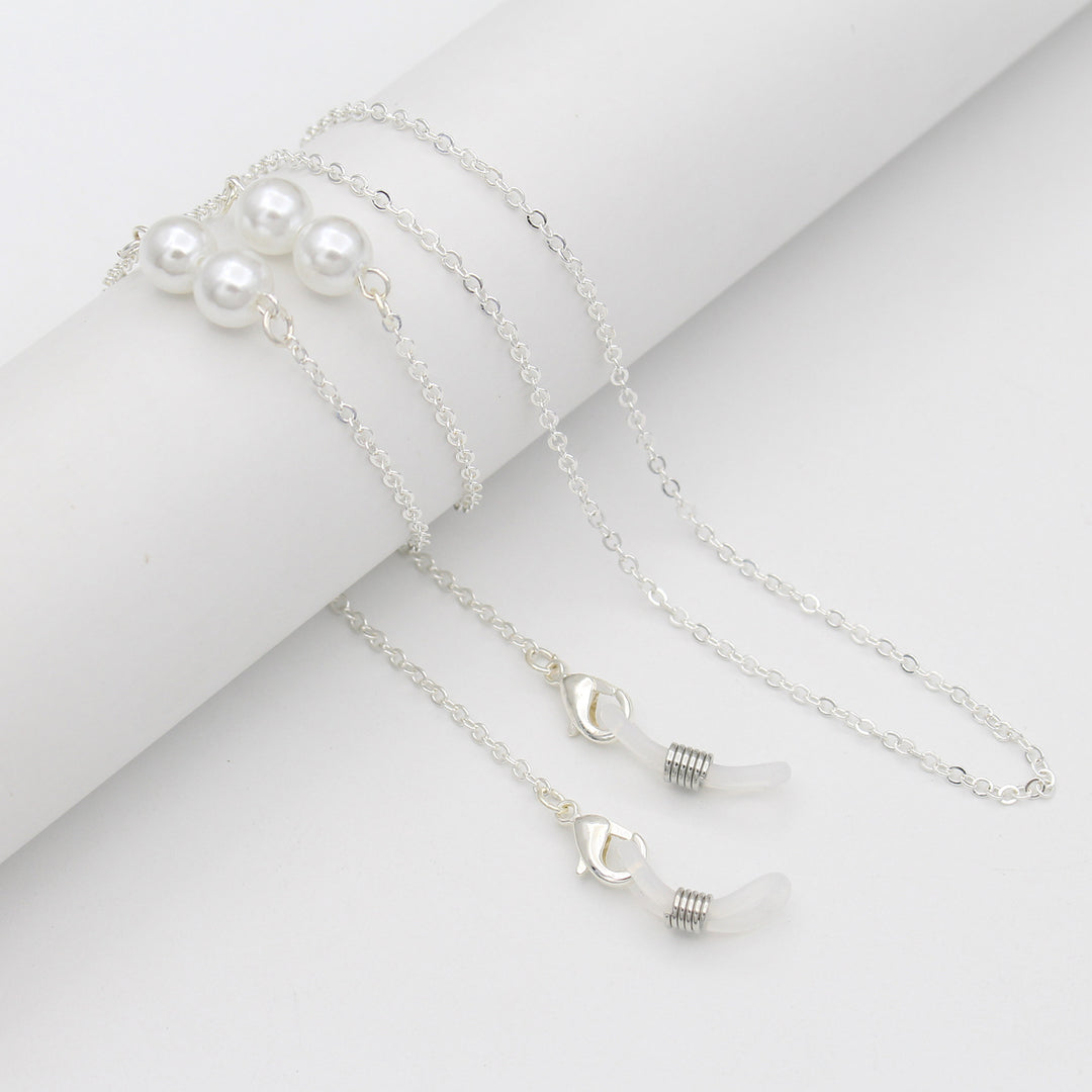 Elegant Pearl-Accented Eyewear Retainer Chain Stornfield