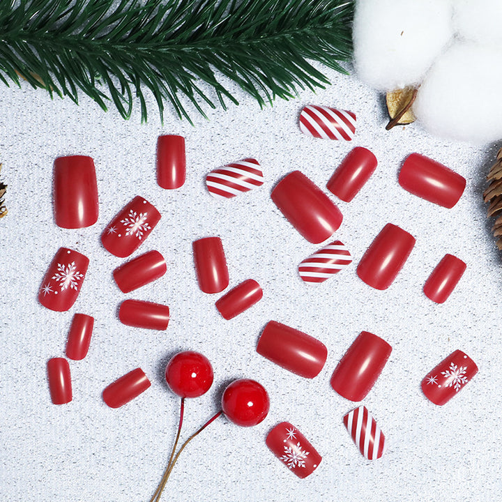 Festive Nail Art Design Stornfield