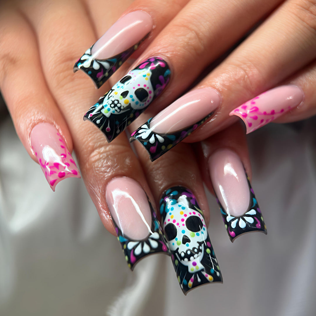 Creative nail art with detail-loving skull design Stornfield